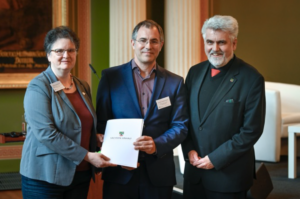 Mehr über den Artikel erfahren Rückblick: Konferenz „Transformative Praxis – Wissenschaft, Transfer und Strukturwandel im Mitteldeutschen Revier“